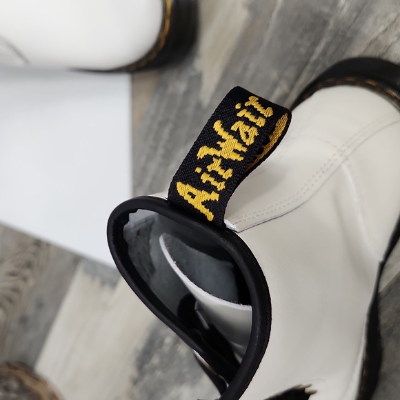 Dr. Martens 1460 Leather Boots - Picture 6 of 10